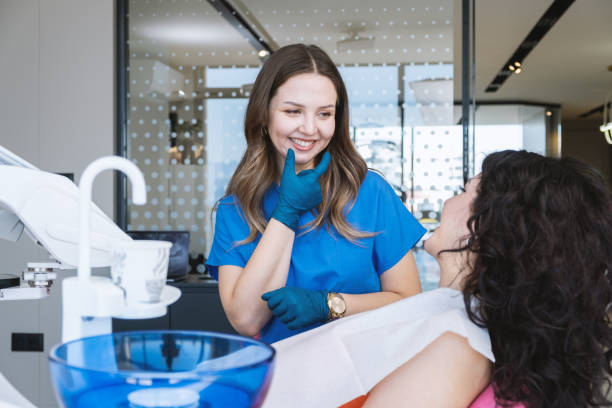 Best Teeth Whitening  in Boling, TX